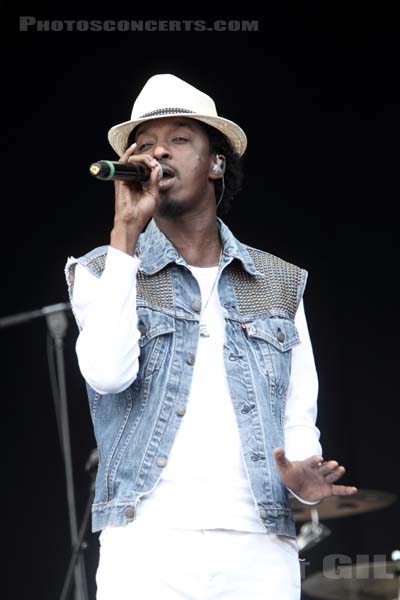 K'NAAN - 2010-08-28 - SAINT CLOUD - Domaine National - Grande Scene - 